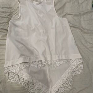 Love Scarlett White Mock Neck Sleeveless Romantic Boho Lace Hi Lo Tunic Top XS